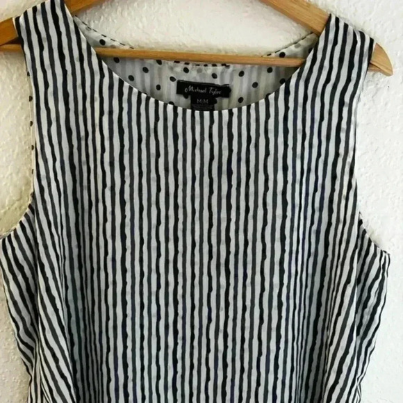 Michael Tyler Collections Sleeveless Top - Picture 2 of 9